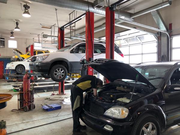 Cochrane Garage