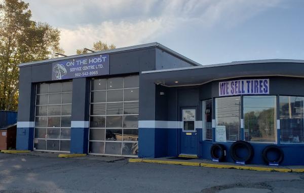 ON THE Hoist Tires & Service