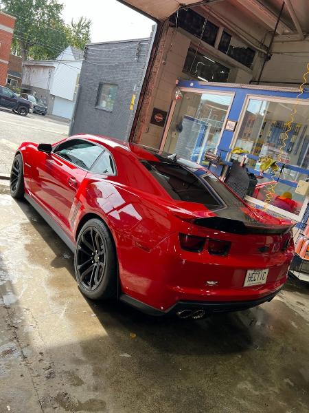 Lave Auto Broadway