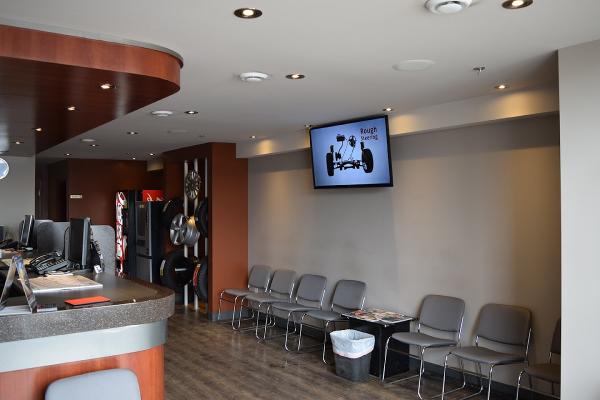 Réal Chicoine Inc Tires Workshop