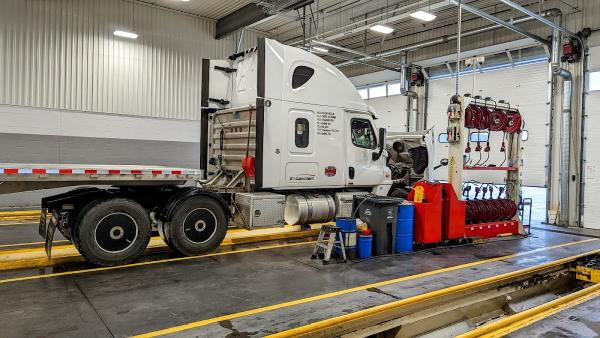 Quick Truck Lube Napanee