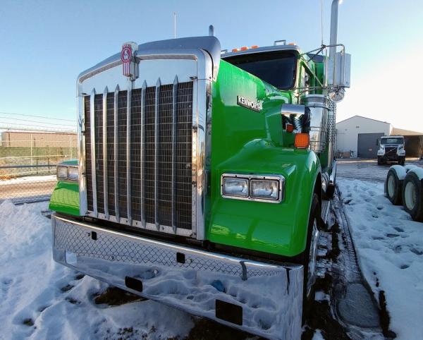 Winfield Heavy Truck & Collision Repair