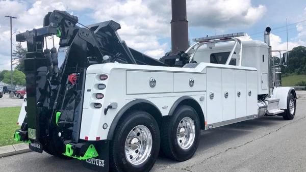 Tow Truck Pointe-Claire