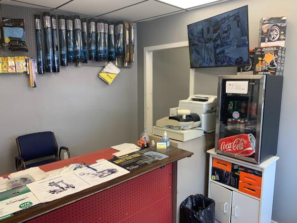 Wash 'N Wrench Brandon