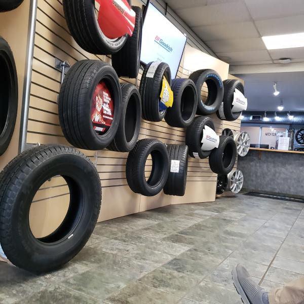 Curtis Tire & Wheel