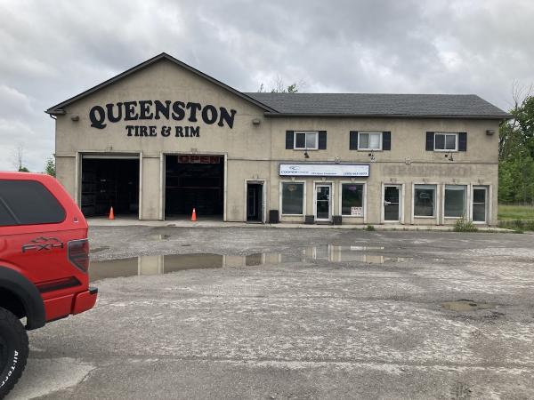 Queenston Tire & Rim (Upper Centennial)