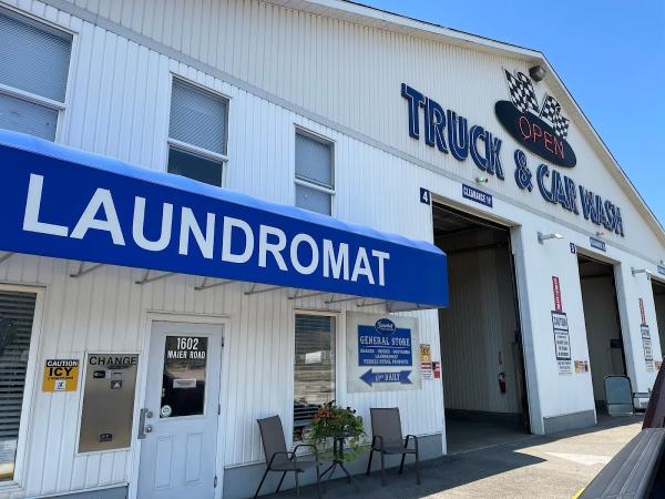 Sicamous Truck & Carwash/Laundromat