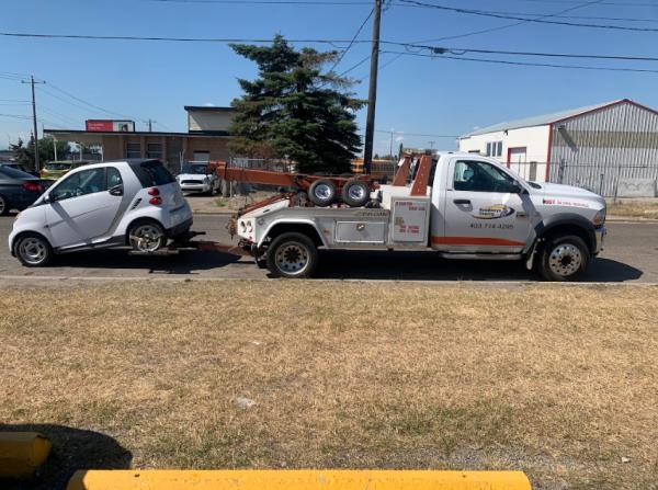 Roadways Towing Calgary