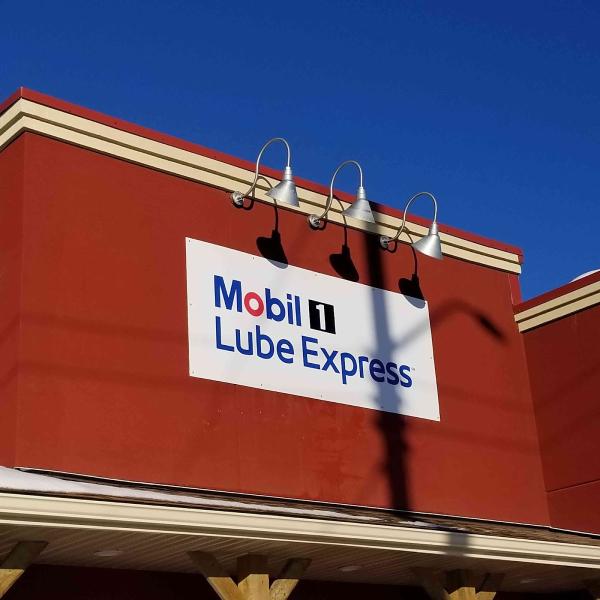 Mobil 1 Lube Express Black Diamond