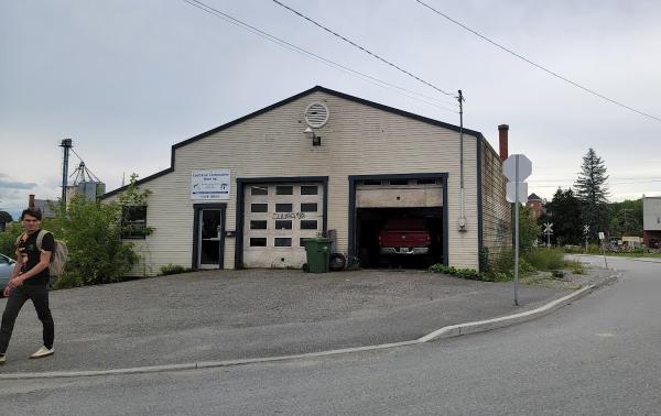 Ward's Automotive Centre