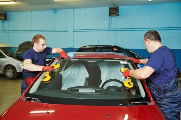 Etobicoke Auto Glass Repair