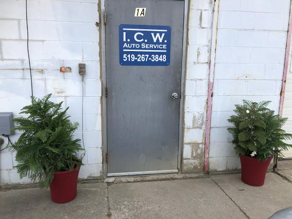 I.c.w. Auto Service