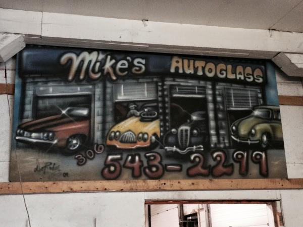 Mike's Auto Glass