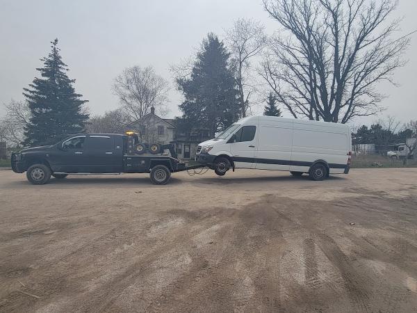 Three Star Towing