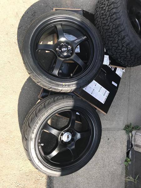 Toronto Tires (WE Finance ALL Packages NO Credit Check)