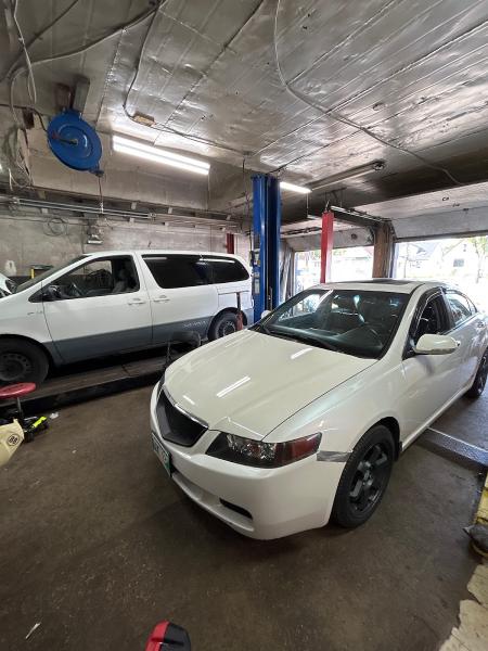 Kuya's Auto (Former: Fil-Canadian Auto Repair)