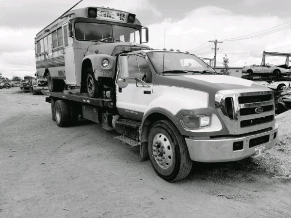 Off Limits Towing and Flatdeck Services