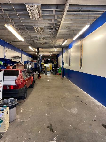 Milano Works Auto Repair North Vancouver